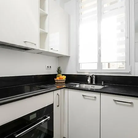 Eiffel Tower- Boucicaut Private Apartament